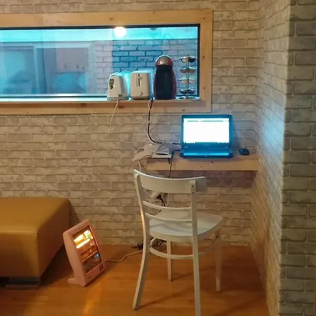 Social House